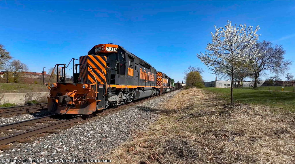 These are the empties returning to the Wheeling.